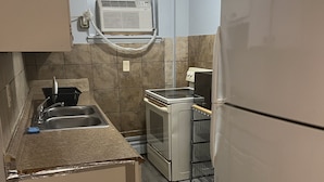 Free WiFi, bed sheets - New Rome Motel (Columbus)