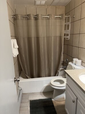Gratis toiletartikler, hårtørrer, håndklæder