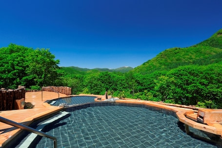 Massage/treatment rooms