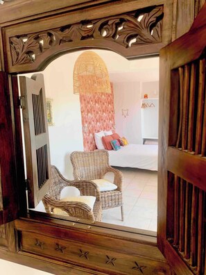 Superior tweepersoonskamer, uitzicht op park | Individueel gedecoreerd, individueel gemeubileerd, een bureau