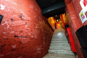 Staircase - S Inn Chinatown - Hostel (Singapore)