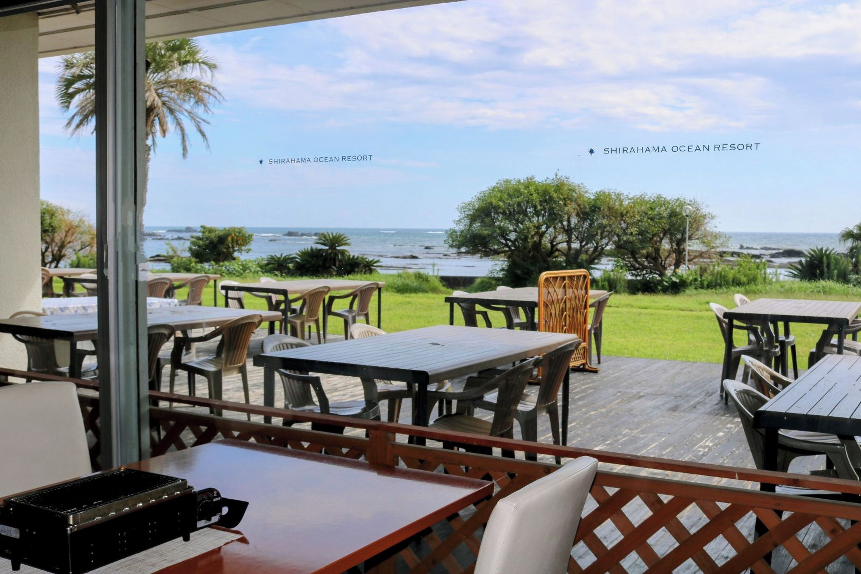 供應早餐和晚餐