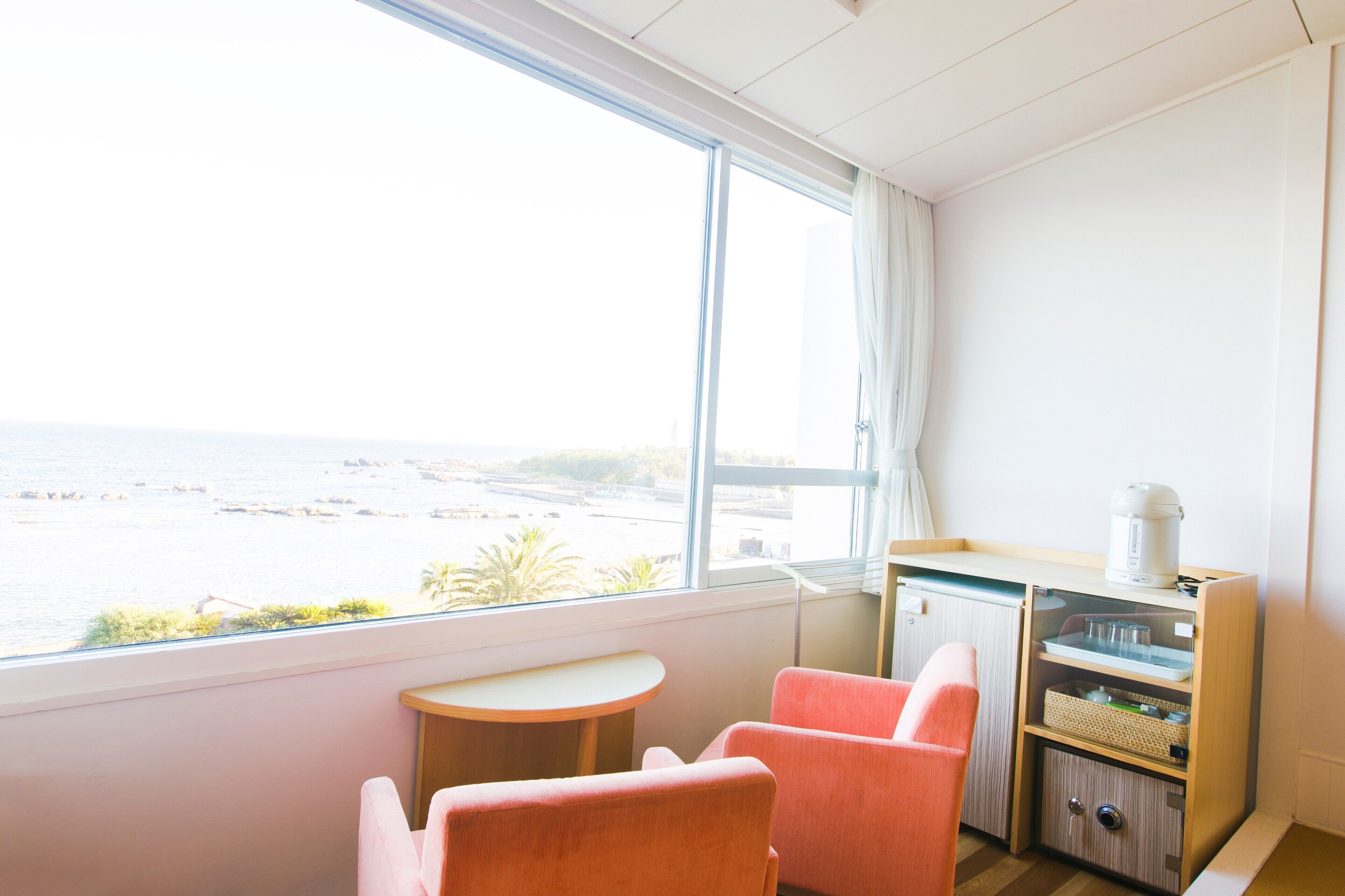 1 bedroom, in-room safe, blackout curtains, bed sheets