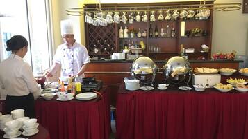 Petit déjeuner buffet