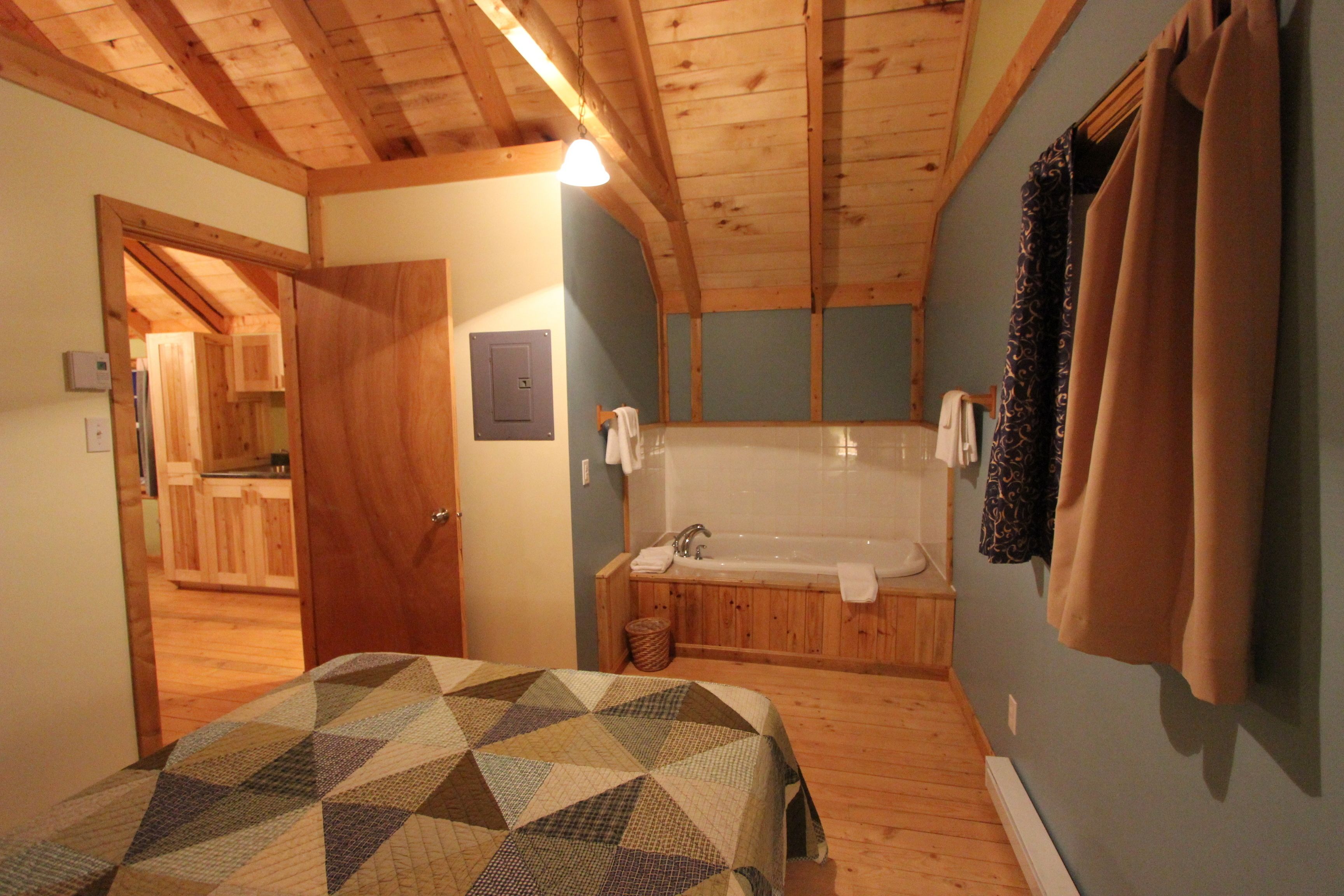 chalet, 1 bedroom, kitchen | free wifi, bed sheets