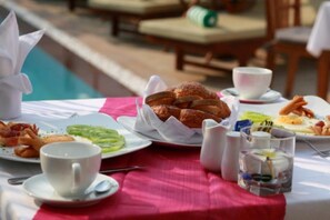 Breakfast area - Angkor Boutique Villa (Siem Reap)