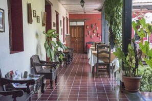 Lobby sitting area - Posada Don Diego (Antigua Guatemala)