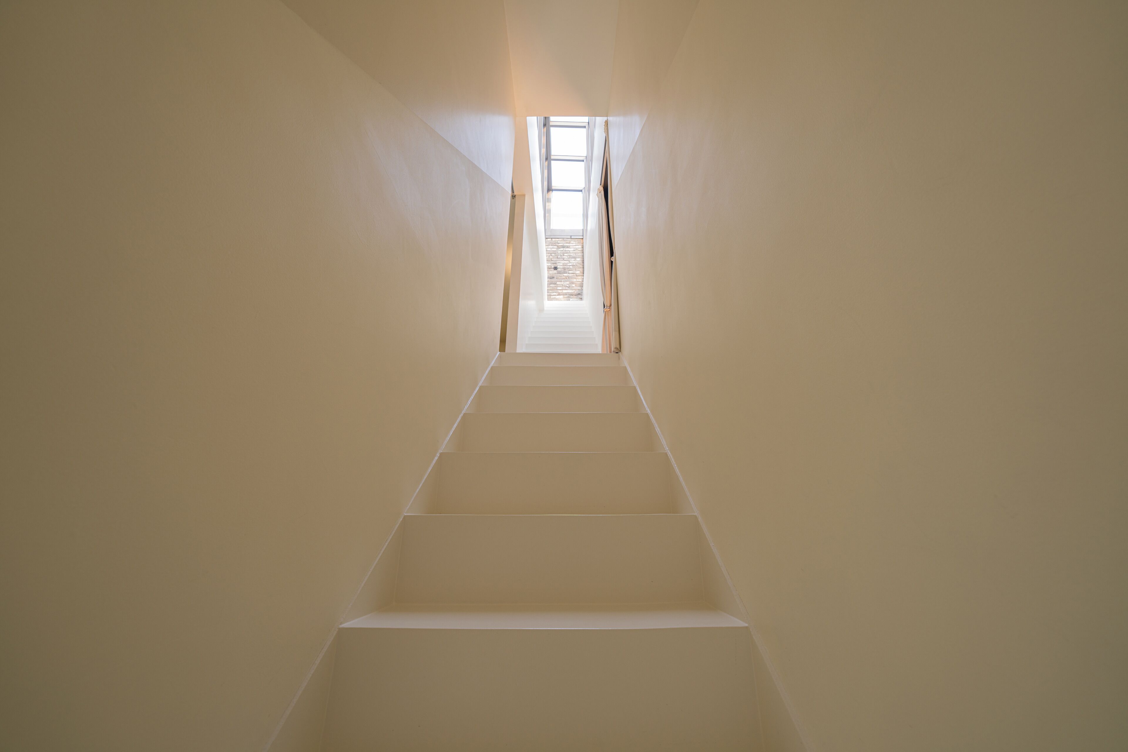 triple cinema penthouse | living area | 52-inch flat-screen tv with cable channels, tv, pay films