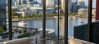 Harbour Escape Apartments