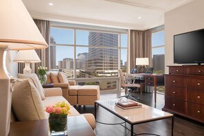 Interior - Discovery Primea (Makati)