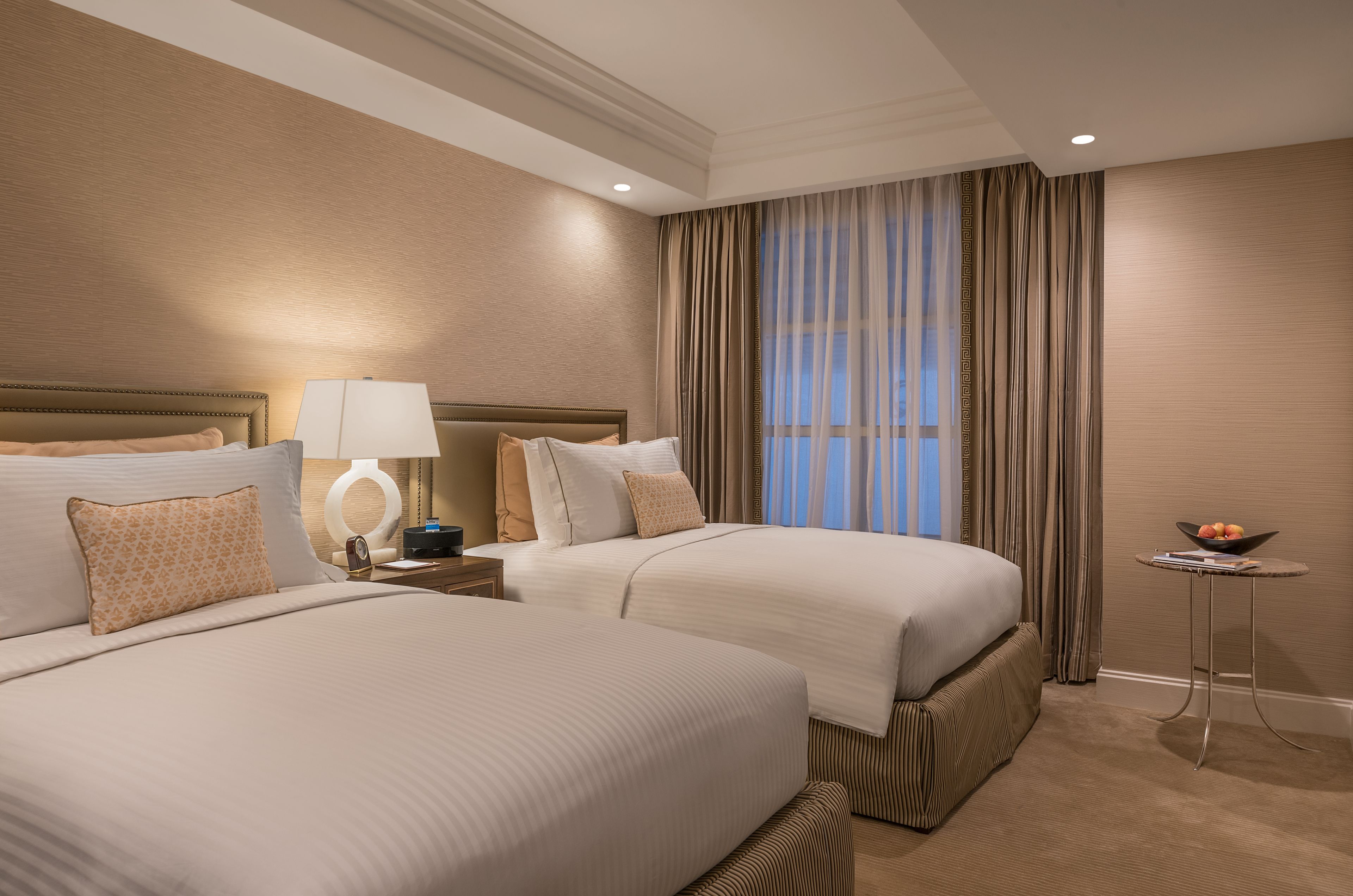 minibar, in-room safe, desk, laptop workspace