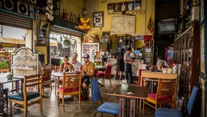 Unclassified image, 5 of 52, button - Discovery Cafe & Guest House (Malacca City)