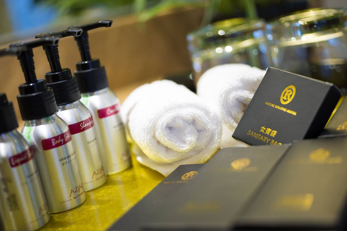 Bathroom amenities | Deep soaking tub, rainfall showerhead, designer toiletries, hair dryer