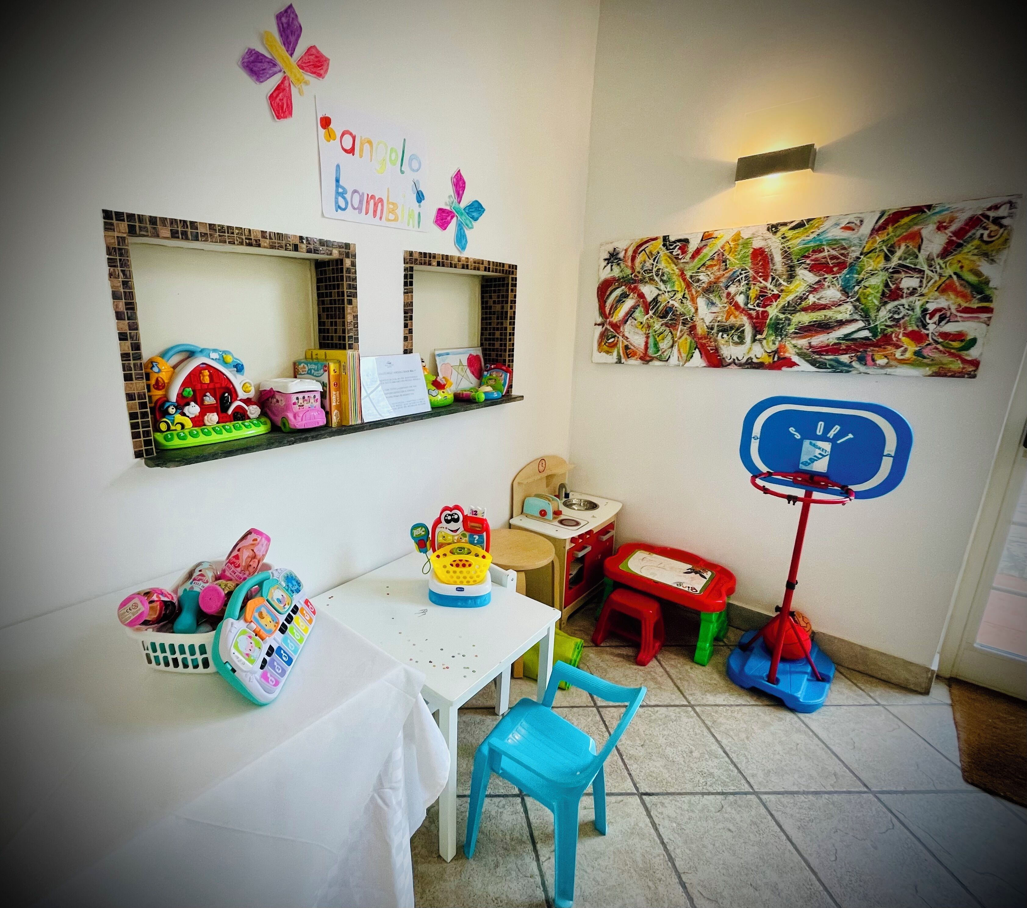 Área de juegos infantiles bajo techo