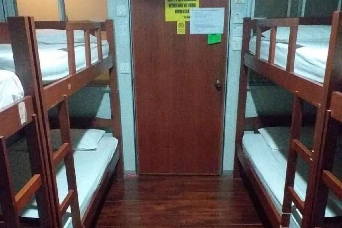1 bedroom, individually furnished, free WiFi, bed sheets
