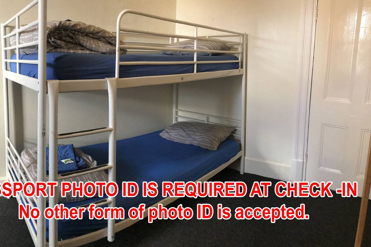 1 Bed in a 2 Bed Mixed Dorm | واي فاي مجانًا وملاءات أسرّة