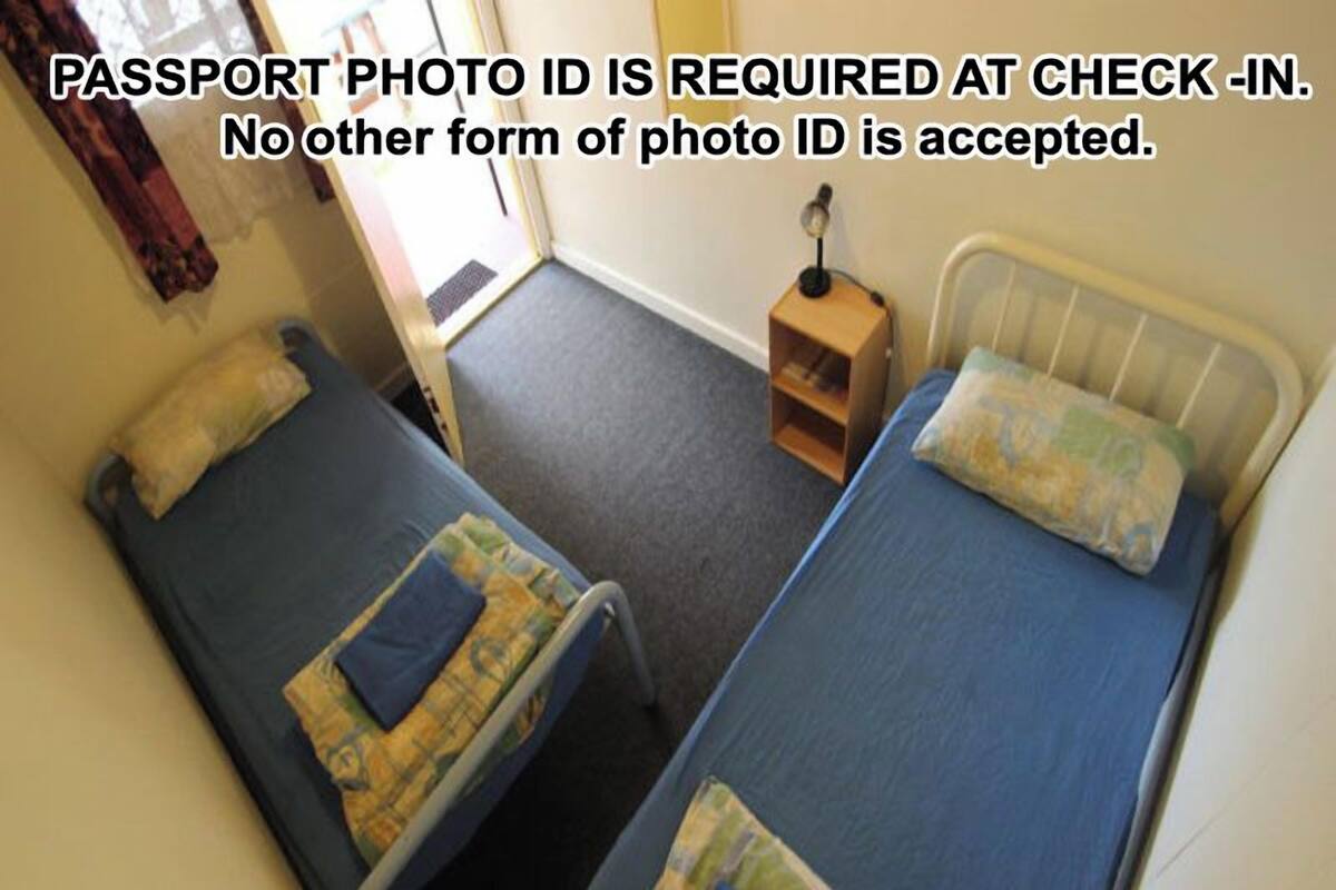 Free WiFi, bed sheets