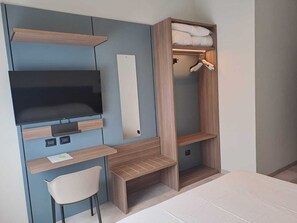 Habitación doble superior | Minibar, caja de seguridad en la habitación y decoración personalizada 