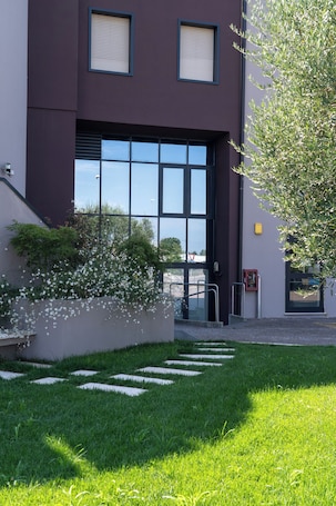 Konaklama yerinin ön cephesi