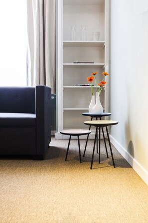 Apartment, 2 Bedrooms | Living room