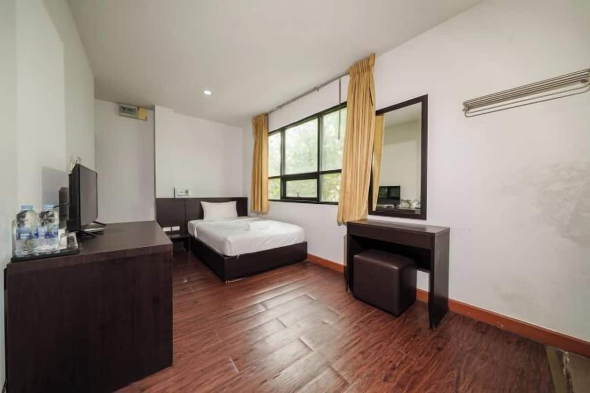 Ropa de cama de alta calidad, minibar, escritorio y wifi gratis