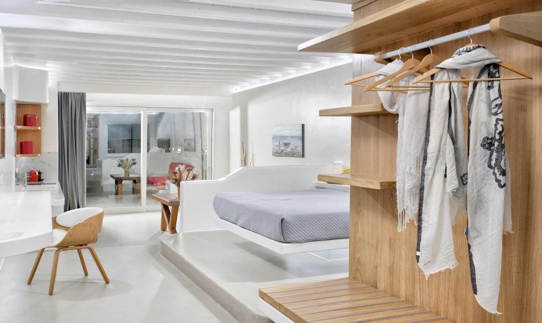 Luxury Suite | Egyptian cotton sheets, premium bedding, in-room safe, desk