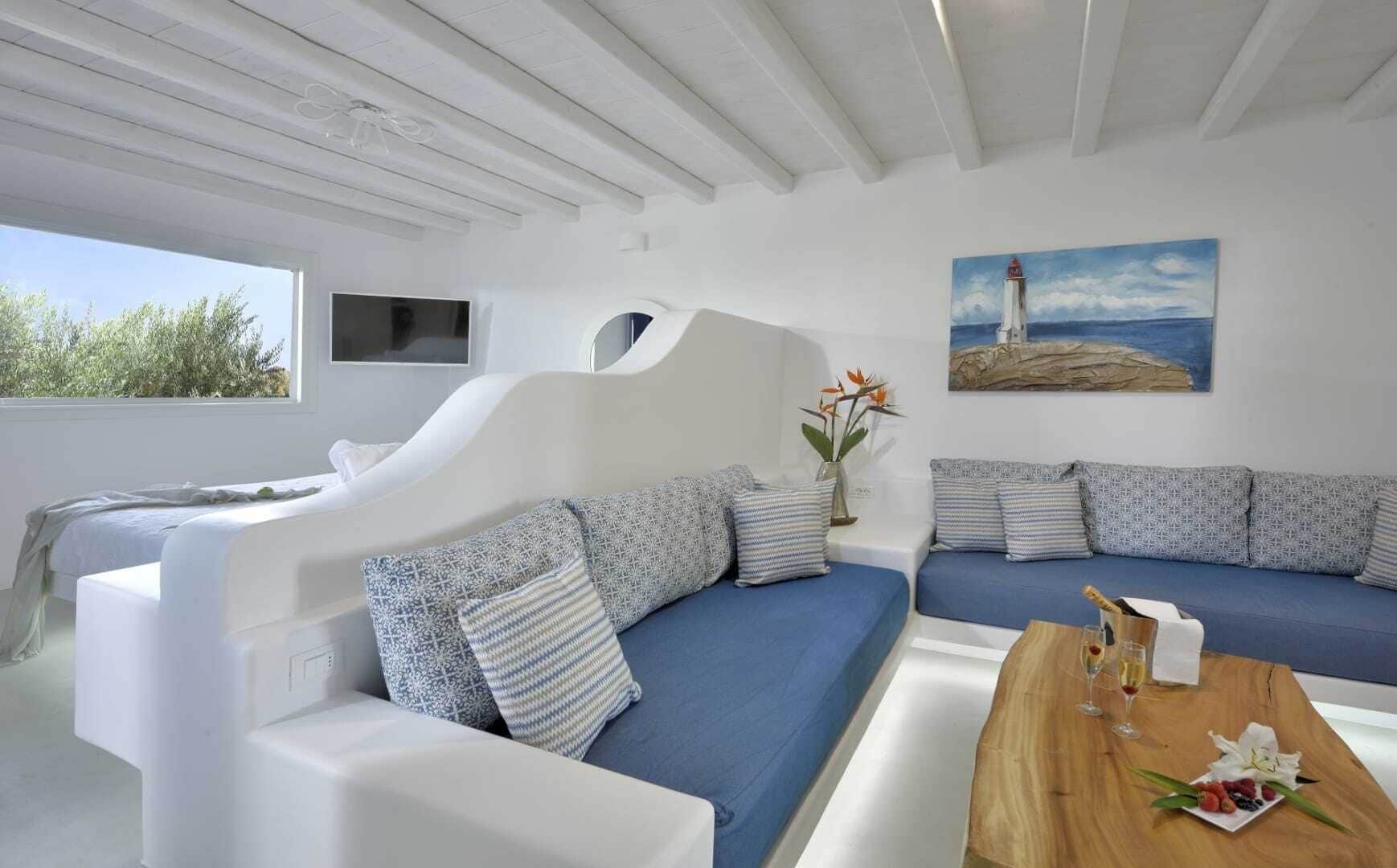 Comfort suite | Woonruimte | Flatscreentelevisie