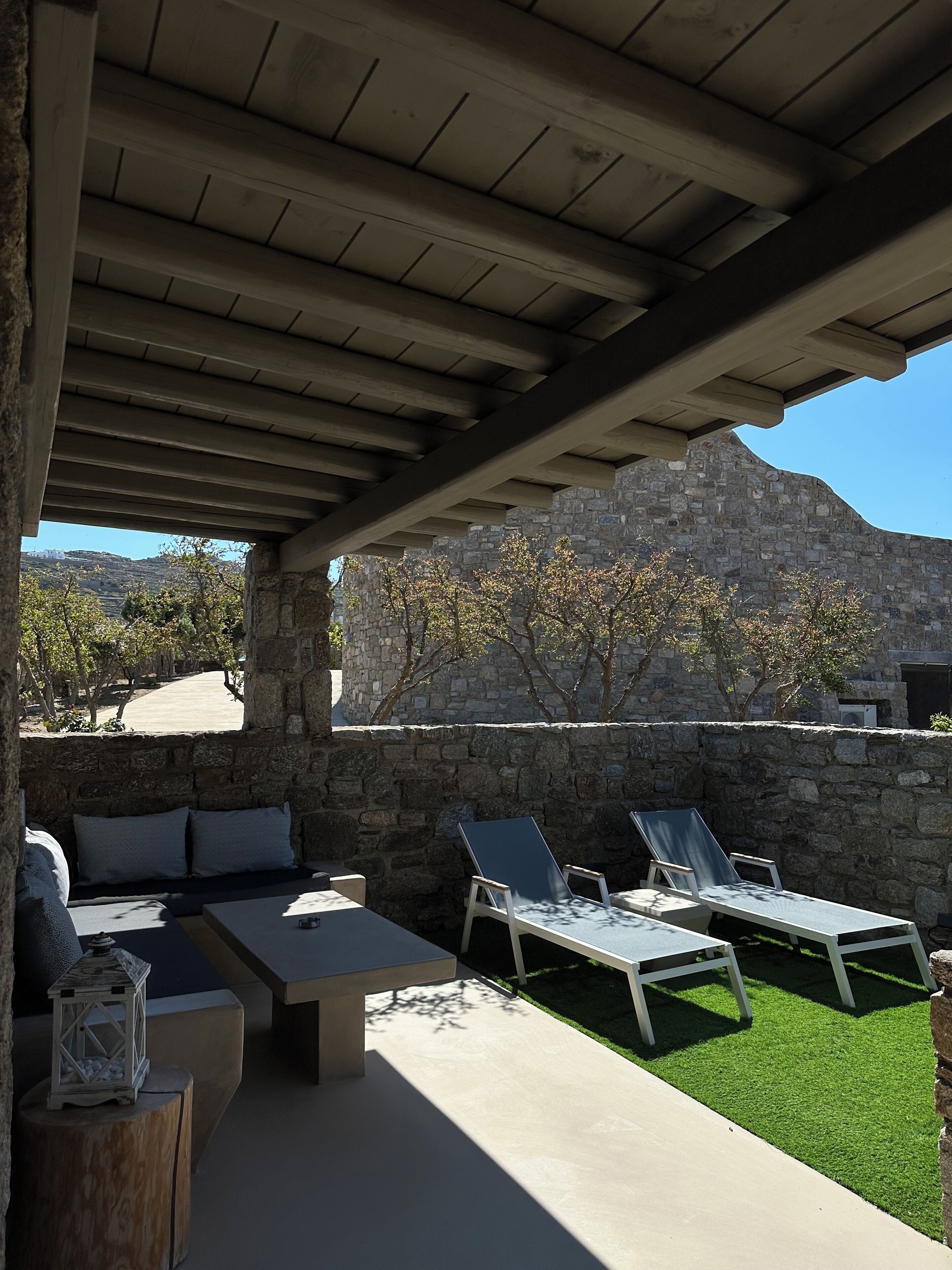 Studio | Exterior