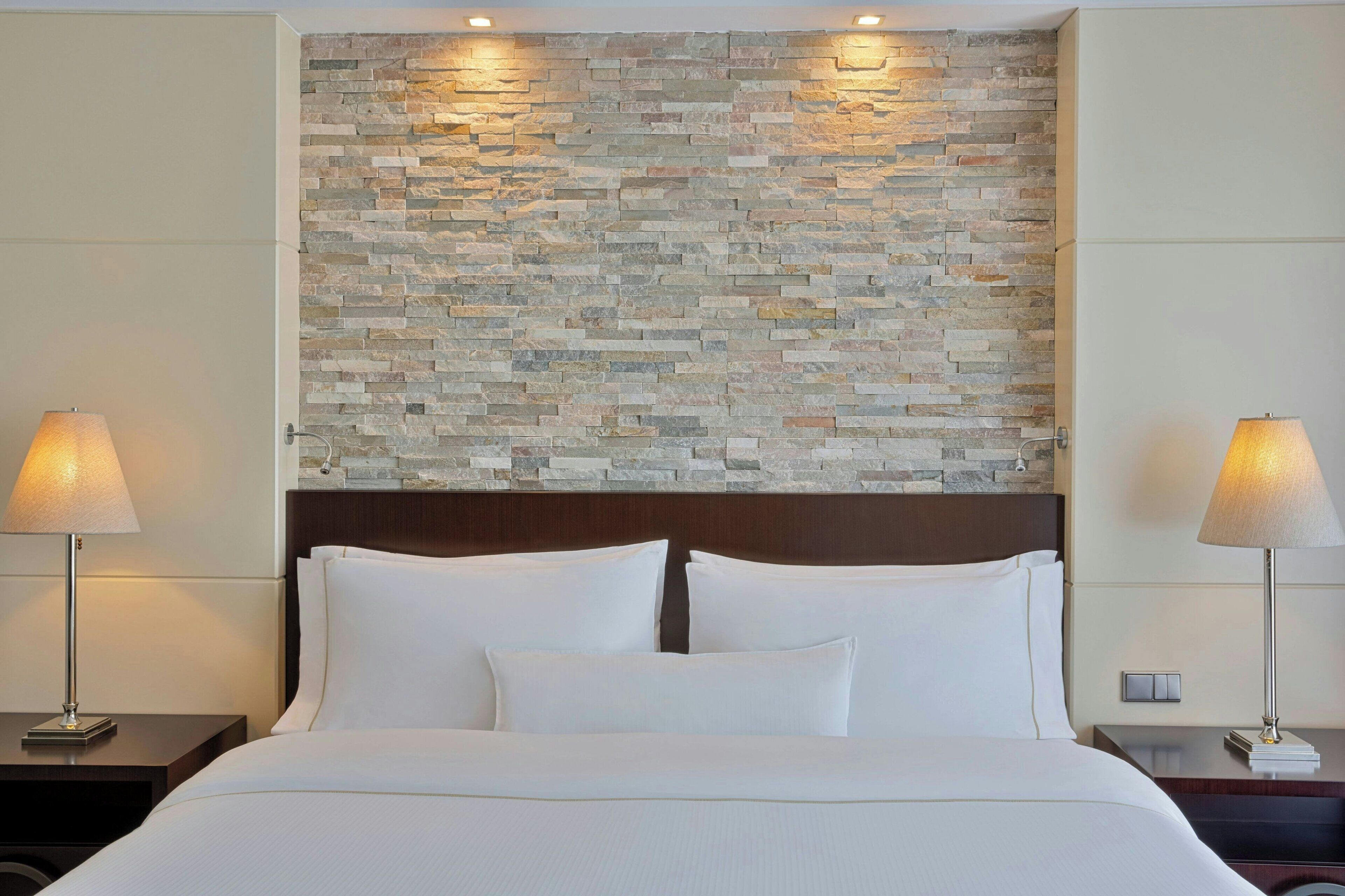 westin, suite, 1 bedroom, balcony | 1 bedroom, hypo-allergenic bedding, pillow-top beds, minibar