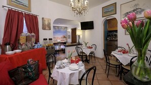 Breakfast area - Hotel Parlamento (Rome)
