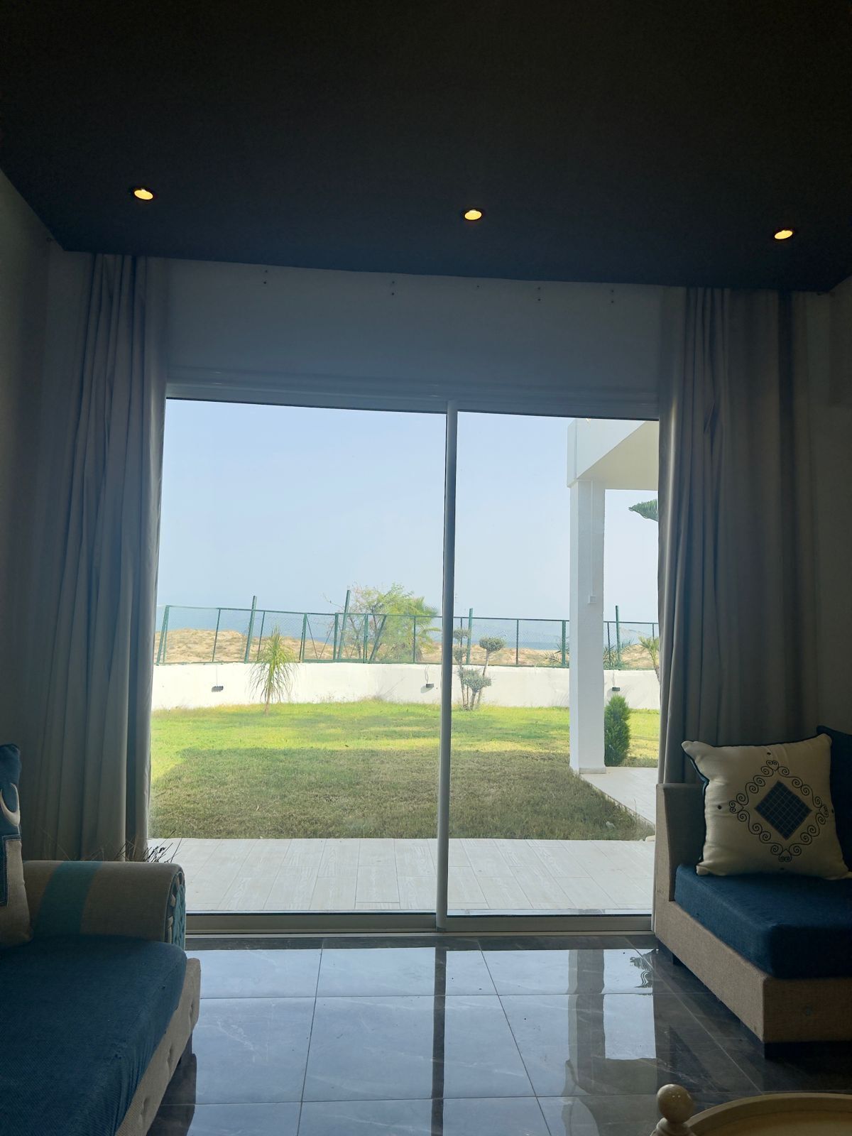 Suite | Living area | TV