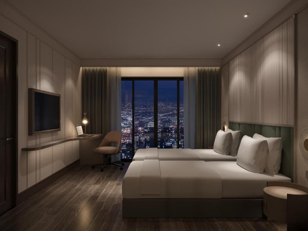 Premium bedding, down duvets, minibar, in-room safe