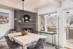 Condo, 2 Bedrooms | Dining