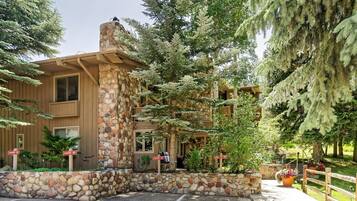 Condo, 4 Bedrooms | Exterior