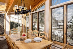 Condo, 3 Bedrooms | Dining