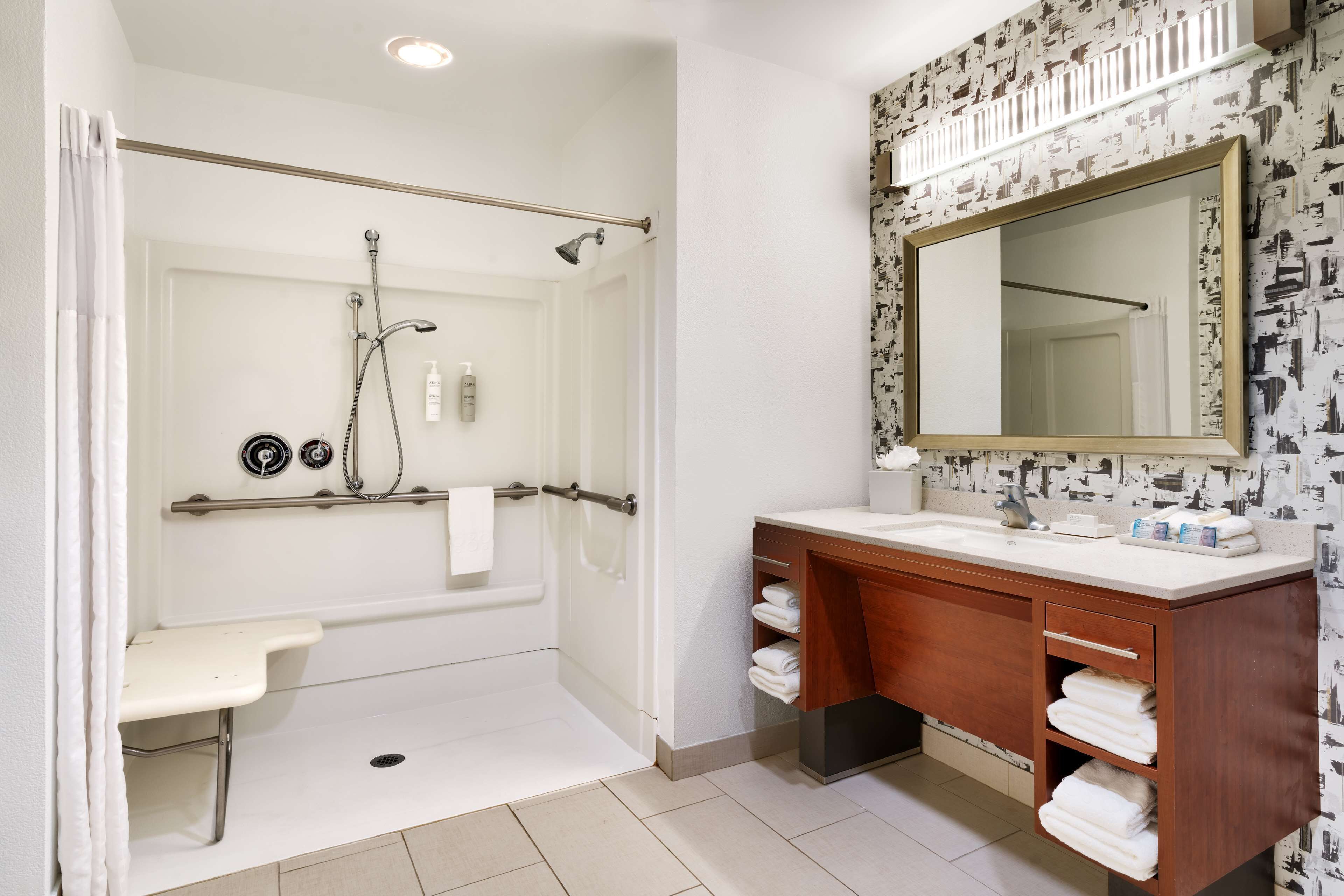 suite, 2 queen beds, accessible, non smoking (mobility & hearing, roll-in shower) | bathroom shower