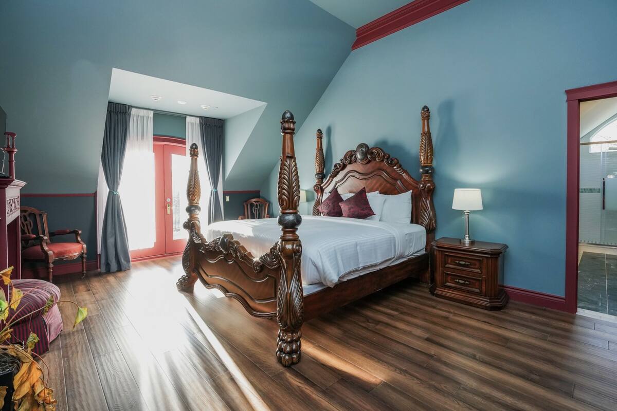 Grand Penthouse Suite | 5 kamar tidur, seprai premium, selimut bulu angsa, dan busa memori