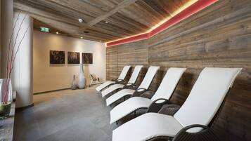 Sauna seca, sauna a vapor, banho turco/hammam, tratamentos corporais