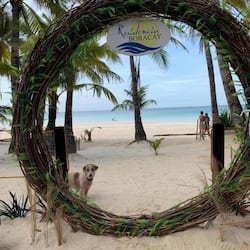 Am Strand, weißer Sandstrand, Cabañas (kostenlos), Liegestühle