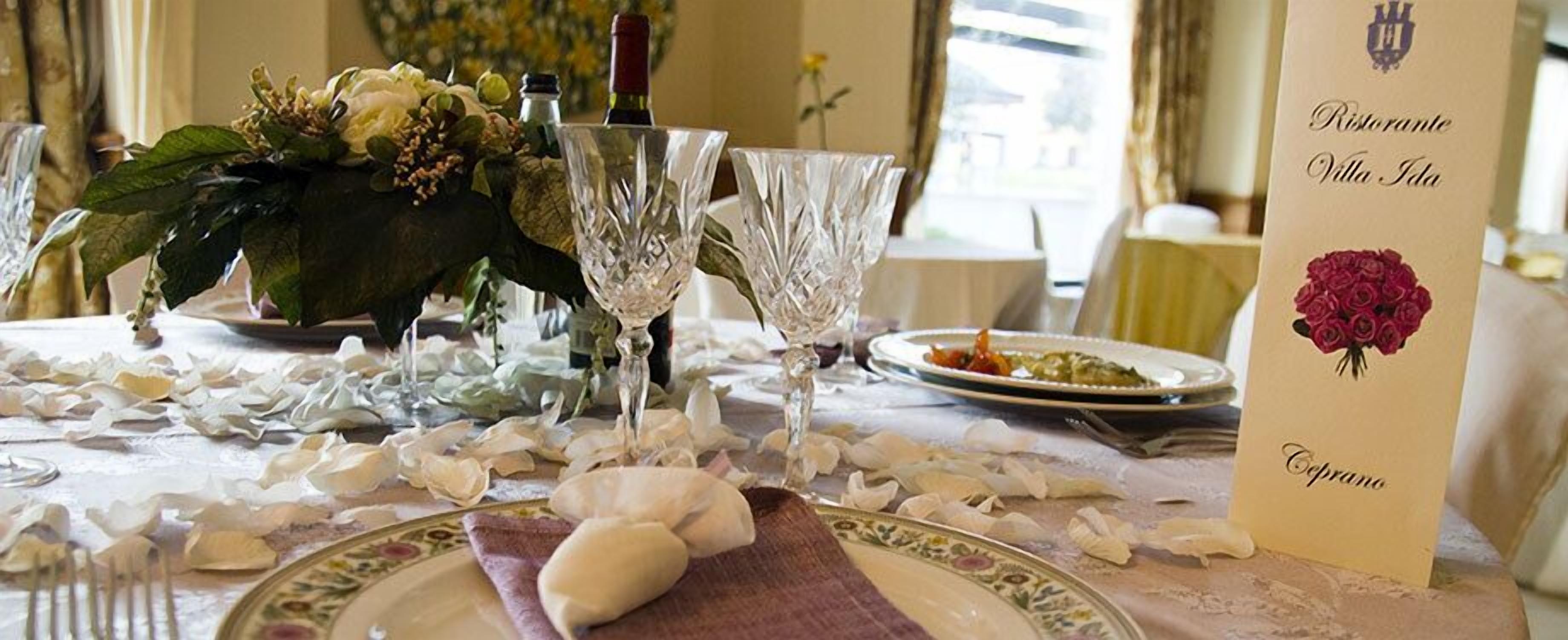 breakfast, lunch, dinner served; italian cuisine