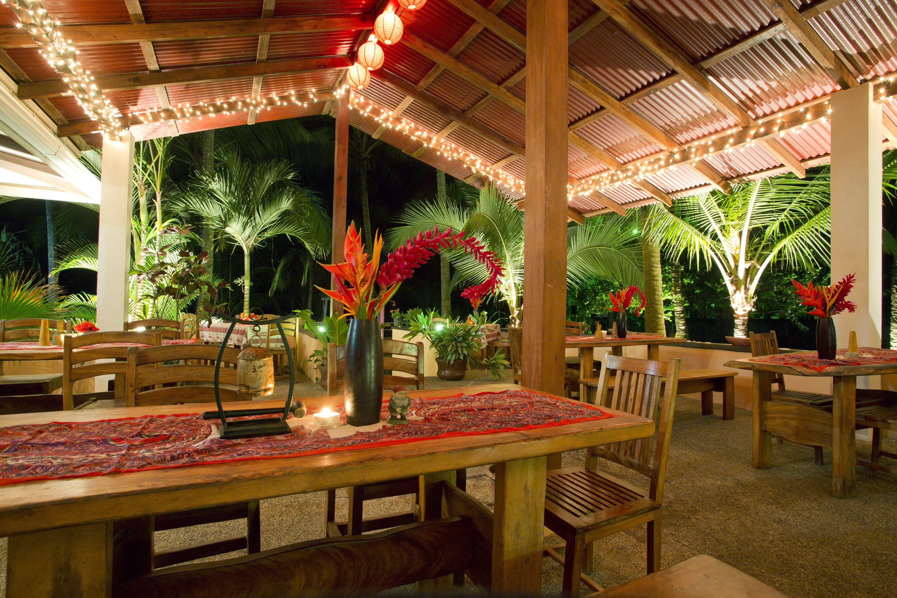 breakfast, lunch served; local and international cuisine, beach views