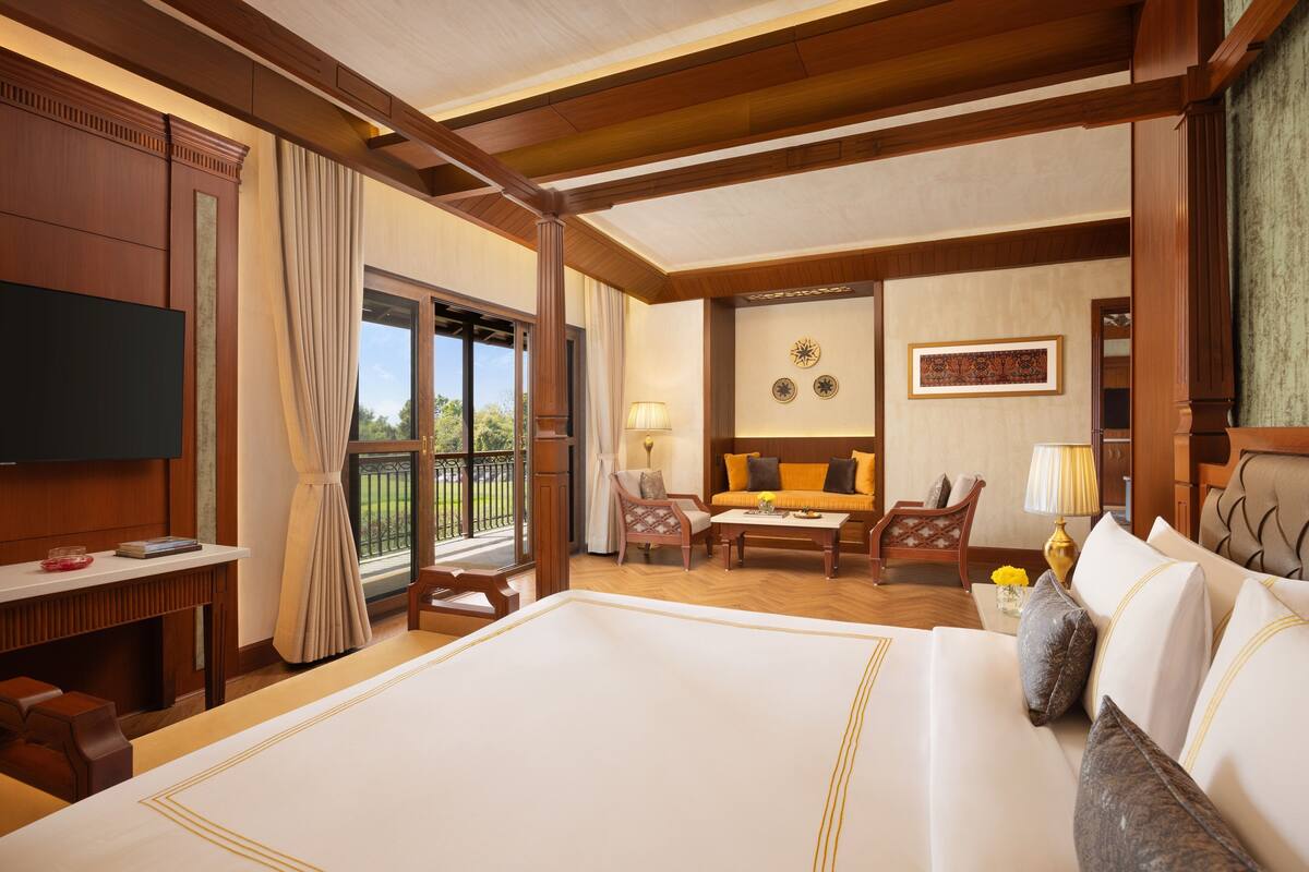 Family Villa with Temperature control Private Pool | Premium bedding, minibar, in-room safe, desk