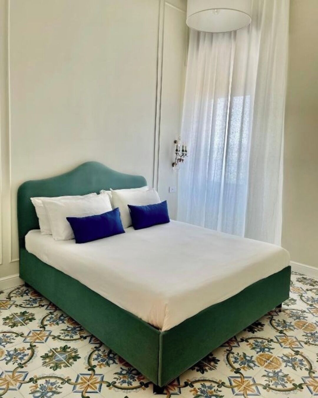 Hypo-allergenic bedding, down duvets, minibar, in-room safe