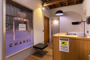 Reception - Down Town - Domus Collection (Rome)