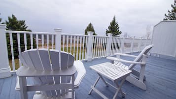Superior Cottage, 2 Queen Beds | 1 bedroom, in-room safe, individually decorated, individually furnished
