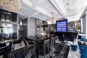 Bar (en la propiedad)