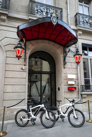 Bicycling. Vertigo Hotel, Dijon, a Member of Design Hotels