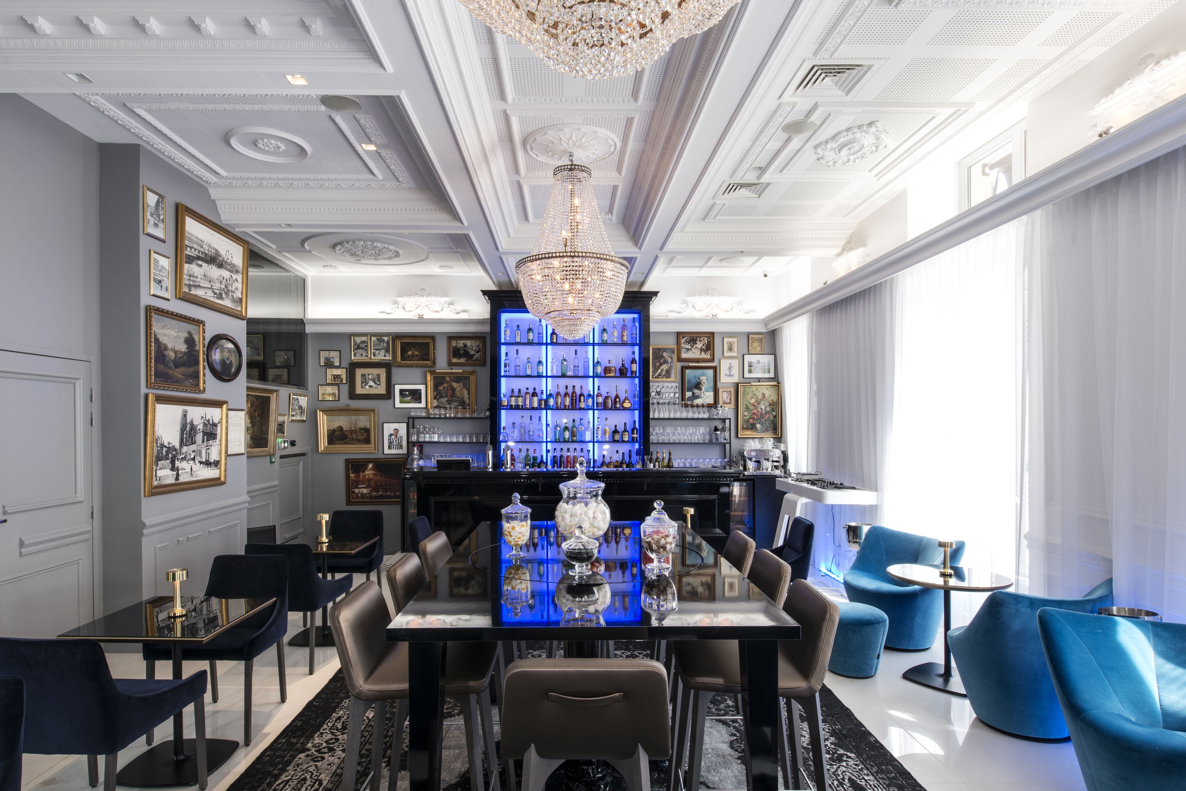 바(숙박 시설 내)