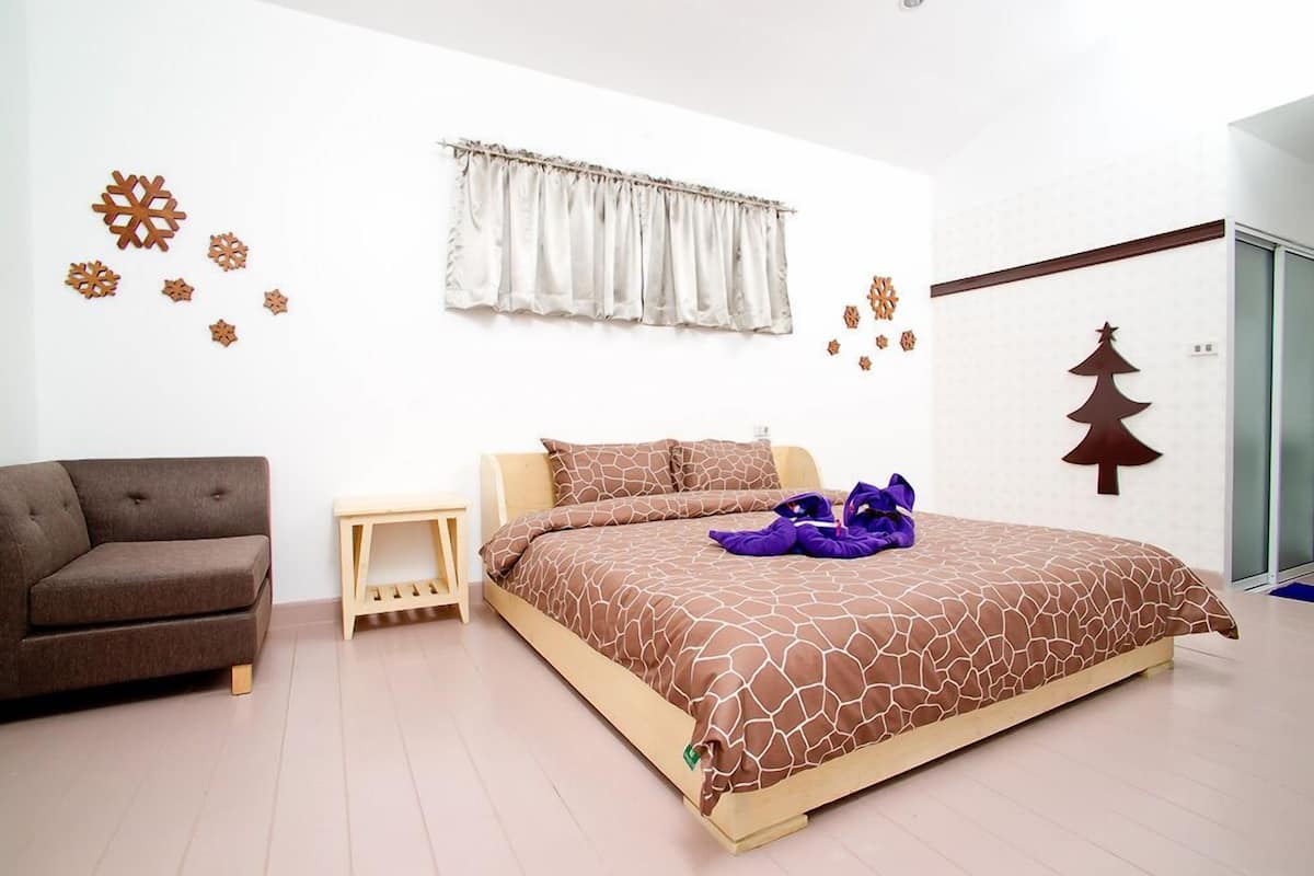 ห้องดีลักซ์, วิวภูเขา (Deluxe Mountain View) | เครื่องนอนระดับพรีเมียม, ตู้นิรภัยในห้องพัก, โต๊ะทำงาน, เตียงเสริม/เปล