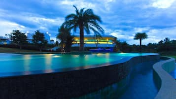 Outdoor pool, pool loungers